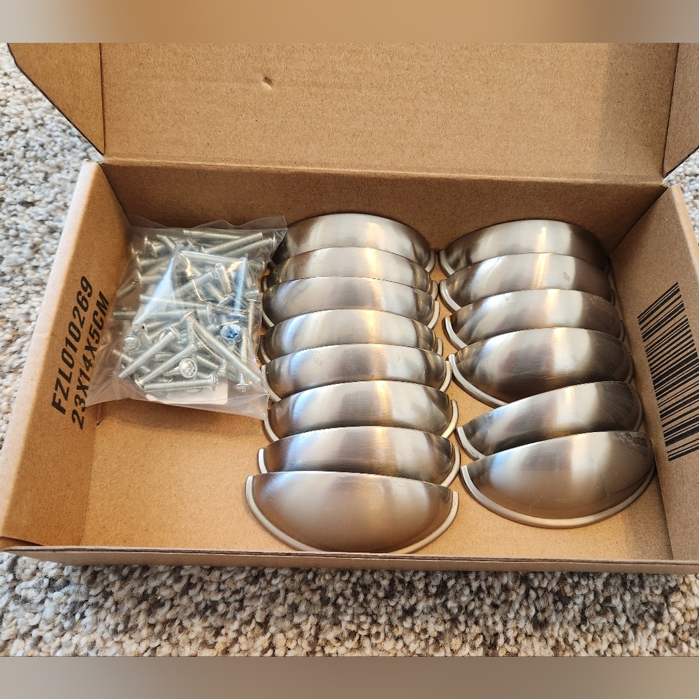 14 Ct Silver Cup Drawer Pulls with Hardware-3 Inch